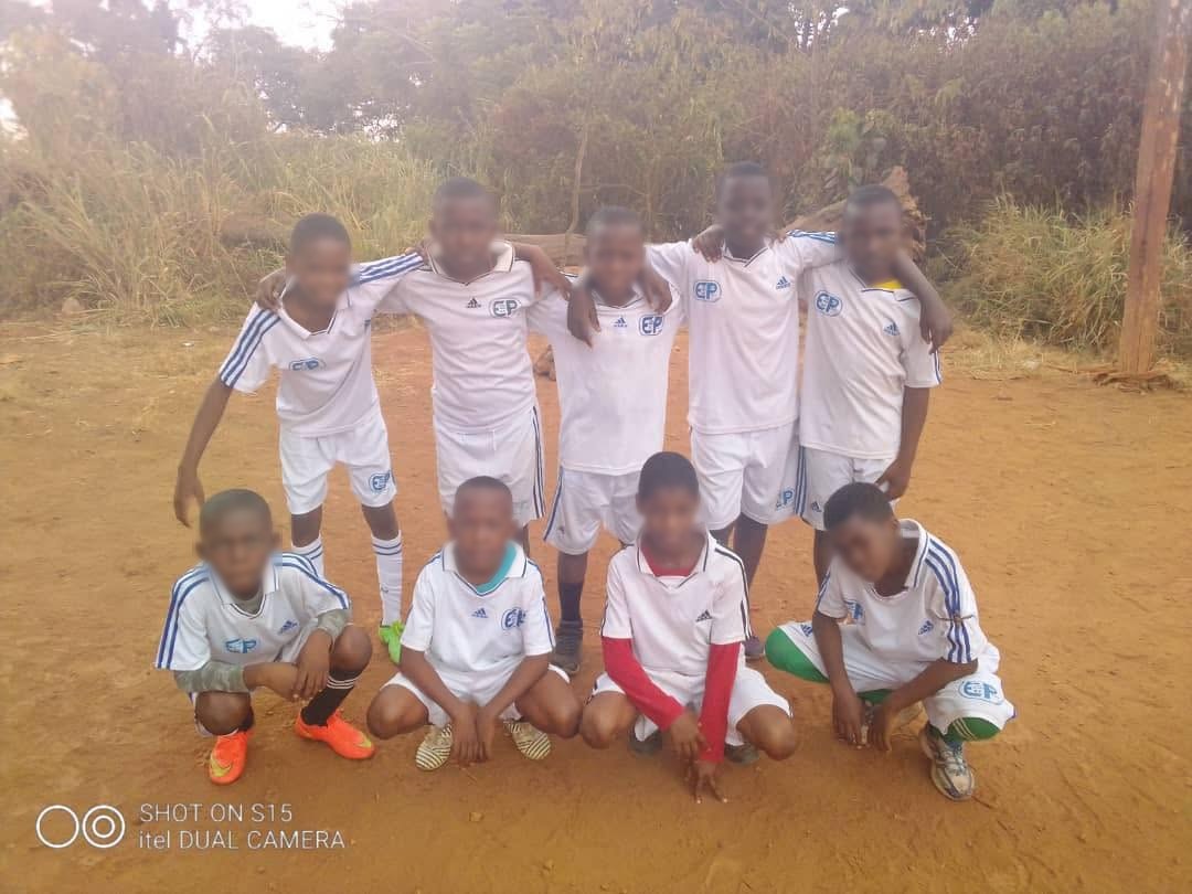 Équipe de football des élèves du primaire